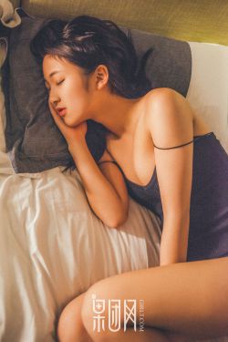 美女扒开内裤无遮挡**